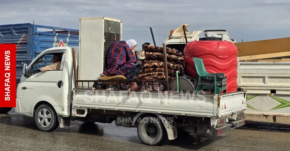 سوريا.. العائدون لقرية "الدردارة" ينصبون خياماً على ركام منازلهم المدمرة