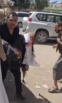 اتهامات لقوات التحالف بقصف مدرسة وقتل أسرى
