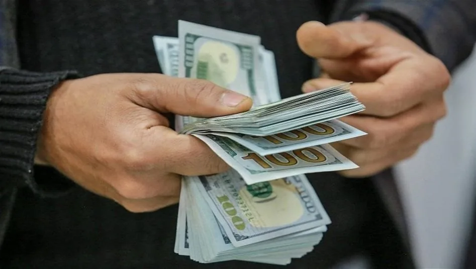 الدولار يعود للاقتراب من الـ160 الفا.. اسعار مستمرة بالصعود