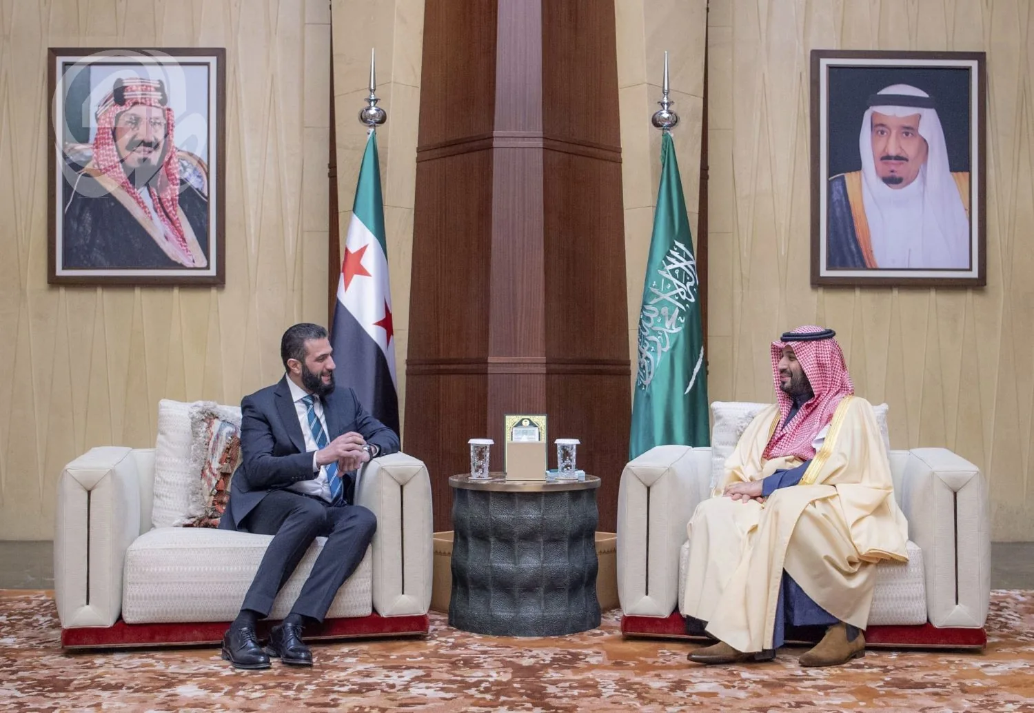 دمشق تدرس مواجهة الحوثيين بطلب سعودي في وقت تؤكد أولوية الاستقرار الداخلي