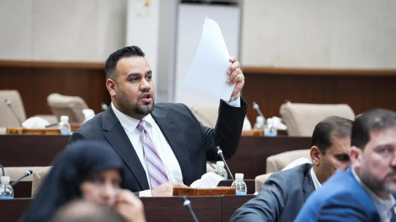 استحداث وزارات جديدة بينها لـ"أبو آلاء الولائي".. نائب يكشف الأسماء المحسومة لكابينة الزيدي