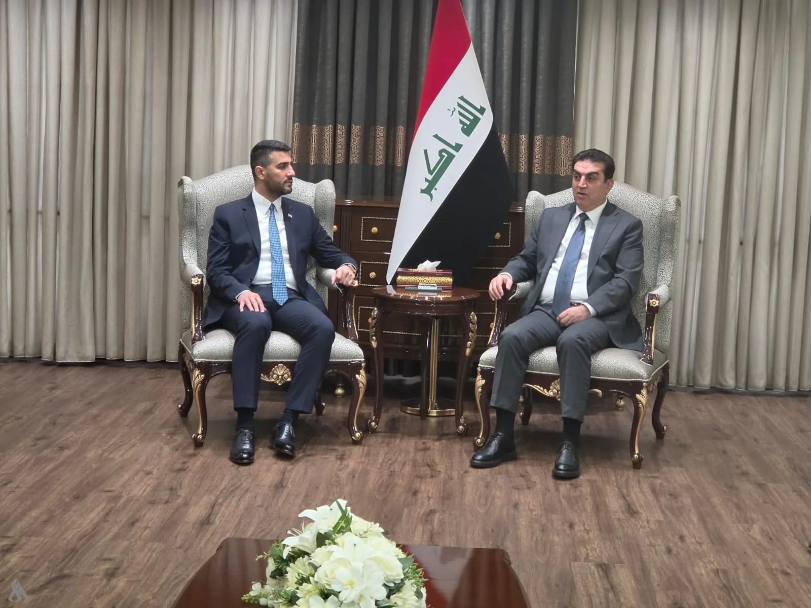 الأتروشي ووزير الكهرباء يبحثان أزمة الكهرباء واستثمارات الغاز والطاقة النظيفة