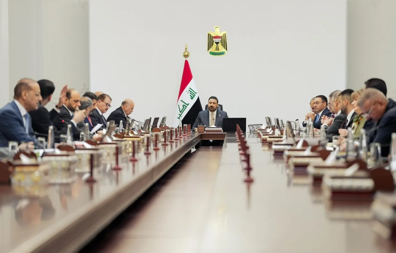 مجلس الوزراء يقرر تخصيص 20 مليار دينار لترميم المستشفيات وصيانة المراكز الصحية