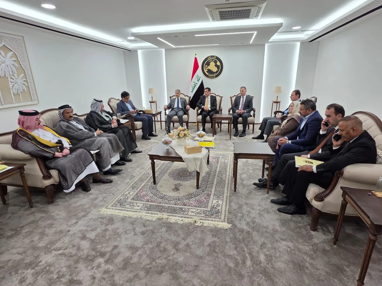 المالية النيابية تناقش مع وزيري الزراعة والموارد مشاكل الفلاحين